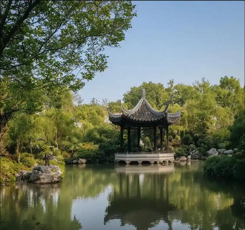 郧县醉波餐饮有限公司